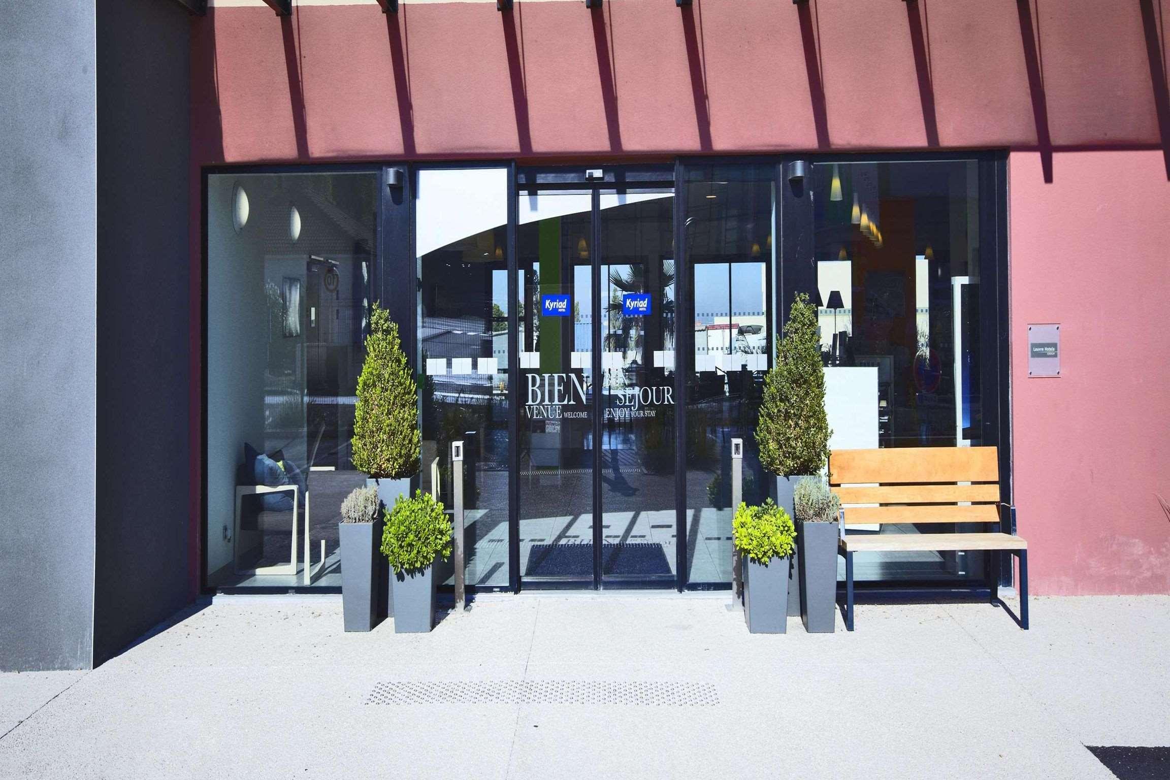 Holiday Inn Express - Marseille Airport, An Ihg Hotel Vitrolles  Ngoại thất bức ảnh