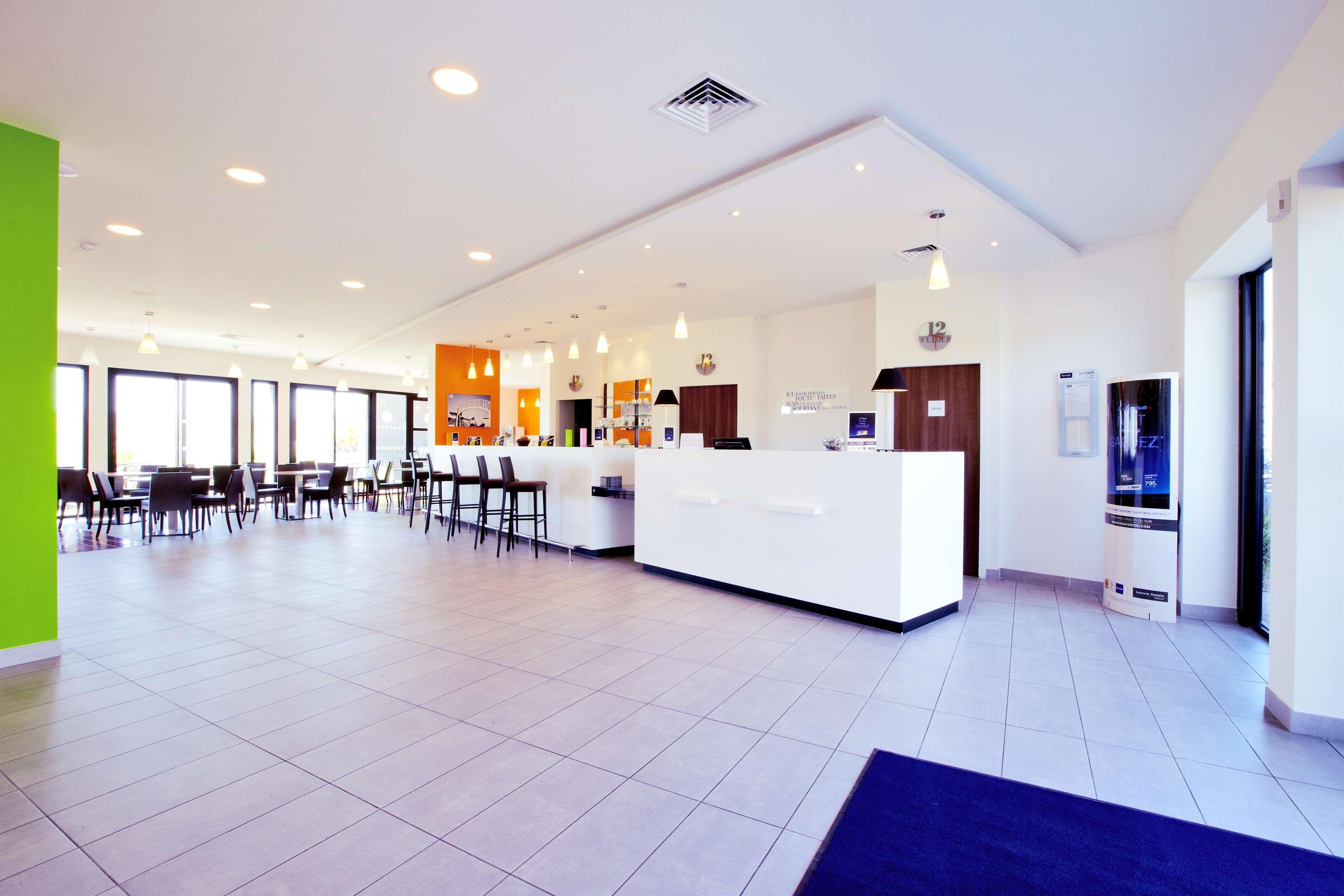 Holiday Inn Express - Marseille Airport, An Ihg Hotel Vitrolles  Ngoại thất bức ảnh